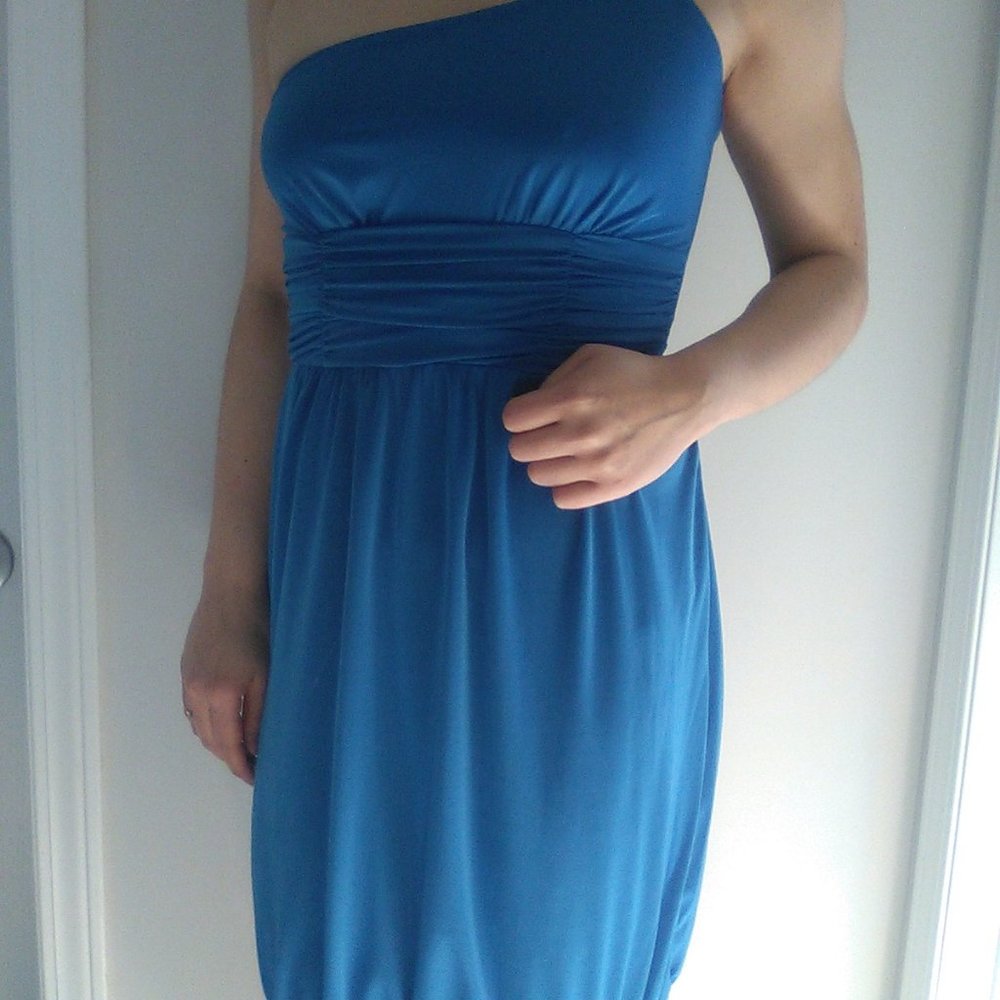 Blue Ruched Chain One Shoulder Dress - Picture 7 of 12